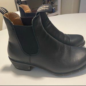 Blundstone Women's Heeled Boots, Black size 9